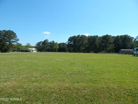 1025 Bluebill Dr, Havelock, NC 28532
