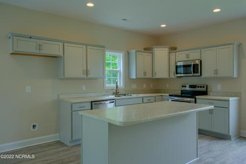 414 Sundown Ct, Hubert, NC 28539 photo 8
