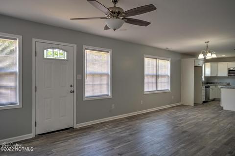 712 Mcdonald Ave, Hamlet, NC 28345 photo 7