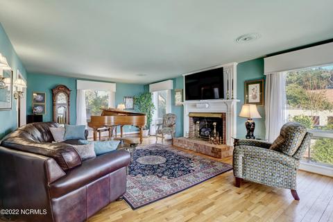 344 Olde Point Loop, Hampstead, NC 28443 photo 9