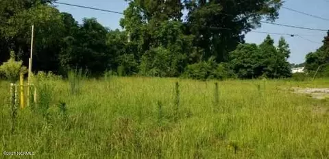 207 E New Bern Rd, Kinston, NC 28504 photo 4