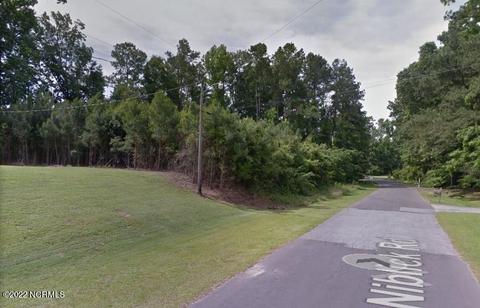 64 Niblick Rd, Grifton, NC 28530