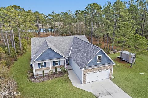 256 E Ivybridge Dr, Hubert, NC 28539 photo 1