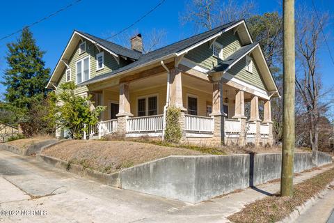 317 E Johnson St, Clinton, NC 28328 photo 1