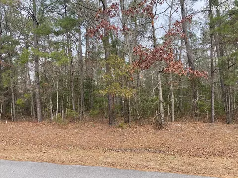 102 Long Creek Dr, Havelock, NC 28532