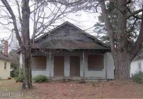 1009 Vance St E, Wilson, NC 27893 photo 1