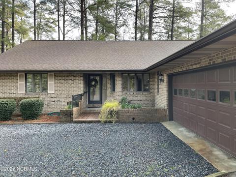 16 Montclair Ln, Pinehurst, NC 28374 photo 2
