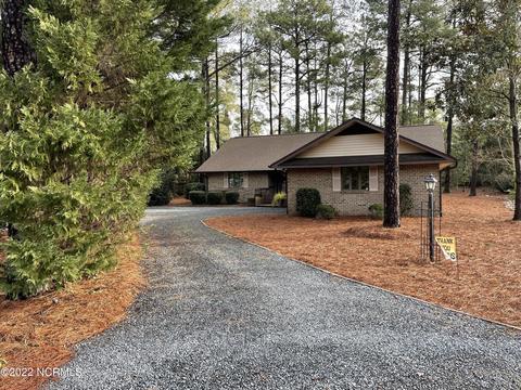 16 Montclair Ln, Pinehurst, NC 28374 photo 1