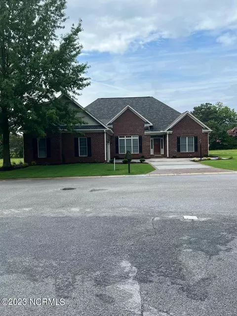 301 Jack Pl, Winterville, NC 28590