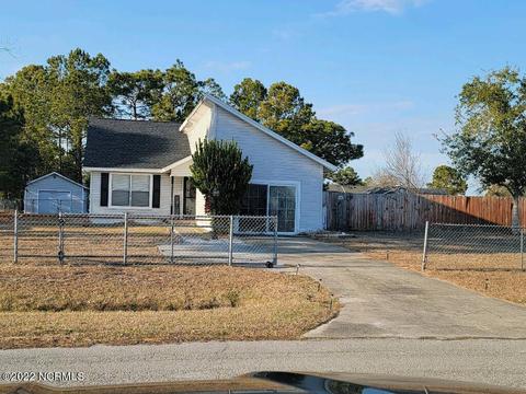 313 Dayrell Dr, Hubert, NC 28539 photo 1