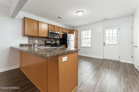 307 Burley Dr UNIT 9, Hubert, NC 28539 photo 9