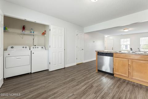 307 Burley Dr UNIT 9, Hubert, NC 28539 photo 11