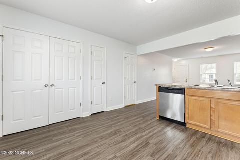 307 Burley Dr UNIT 9, Hubert, NC 28539 photo 10