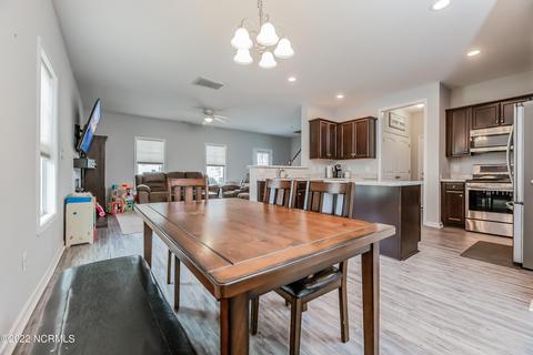 426 Peppermint Dr, Hubert, NC 28539 photo 18
