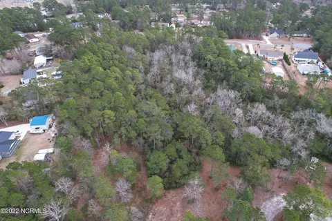 309 Five Aprils Dr, Peletier, NC 28584 photo 5