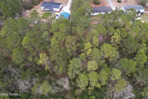 309 Five Aprils Dr, Peletier, NC 28584 photo 8