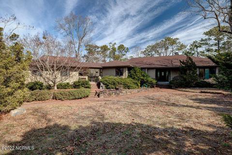 417 Hughes Rd, Hampstead, NC 28443 photo 1