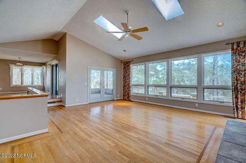417 Hughes Rd, Hampstead, NC 28443 photo 6