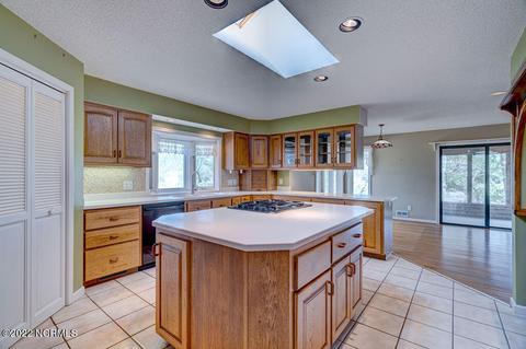 417 Hughes Rd, Hampstead, NC 28443 photo 17