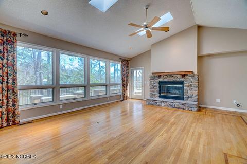 417 Hughes Rd, Hampstead, NC 28443 photo 5