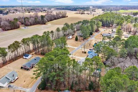 5634 Edith Rd, Ayden, NC 28513 photo 3