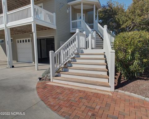 111 E Summer Pl, Emerald Isle, NC 28594 photo 5