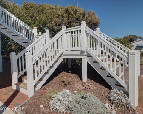 111 E Summer Pl, Emerald Isle, NC 28594 photo 4