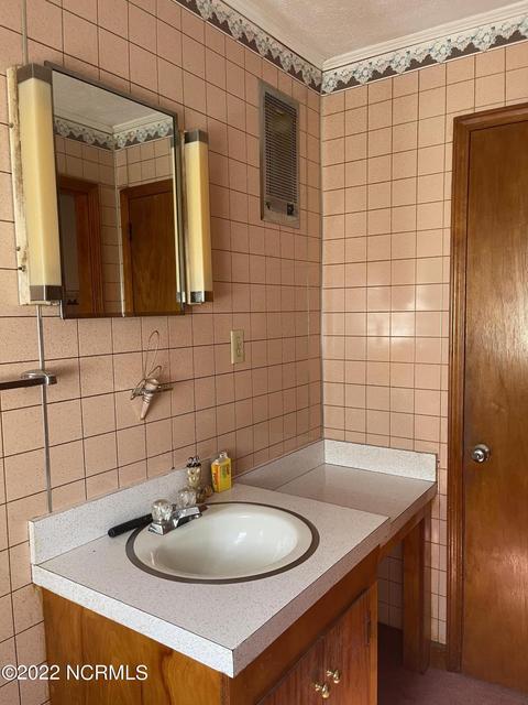 1205 Oak Ave, Hamlet, NC 28345 photo 16