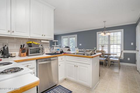 11486 Village Square Dr, Middlesex, NC 27557 photo 13