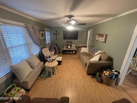 425 S 7th St, Hookerton, NC 28538 photo 6