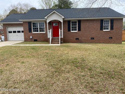 2102 Fieldcrest Rd E, Wilson, NC 27893 photo 1