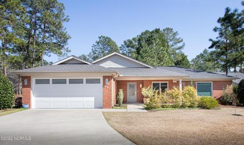 435 Pinehurst Trace Dr, Pinehurst, NC 28374 photo 1