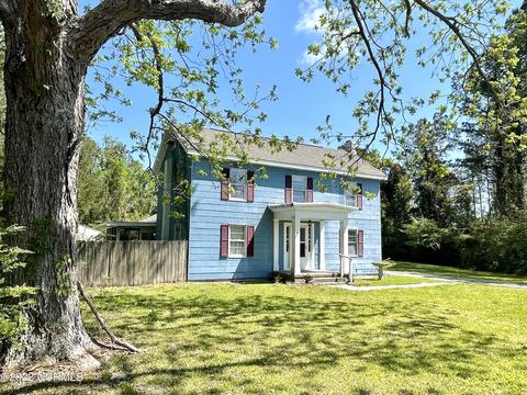 649 Riggs Rd, Hubert, NC 28539 photo 1