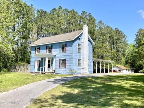 649 Riggs Rd, Hubert, NC 28539 photo 2