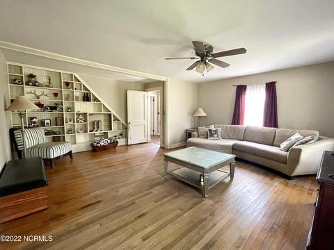 649 Riggs Rd, Hubert, NC 28539 photo 4