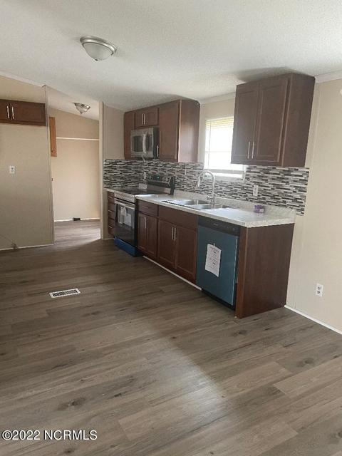 209 Arrowhead Rd, Dudley, NC 28333 photo 3
