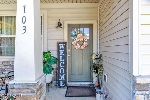103 Sterncrest Dr, Stella, NC 28582 photo 3