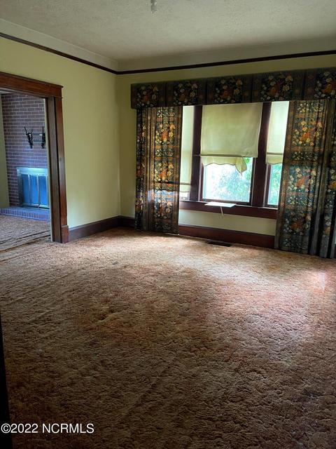 322 Spring St, Hamlet, NC 28345 photo 7