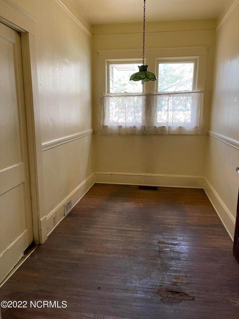 322 Spring St, Hamlet, NC 28345 photo 10