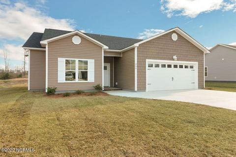 201 Baker Rd, Hubert, NC 28539 photo 1