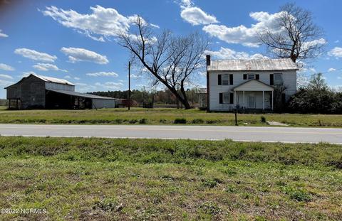 519 Koonce Fork Rd, Richlands, NC 28574 photo 2