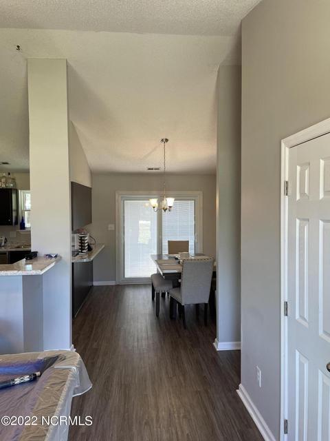 212 S Ginger Dr, Hubert, NC 28539 photo 4