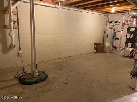 1024 Devonshire Trl, Aberdeen, NC 28315 photo 24