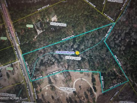 7 Stewartsville Cemetery Rd, Laurinburg, NC 28352