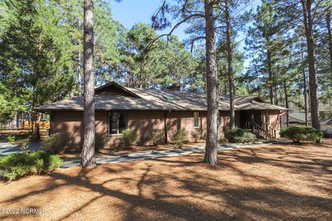 110 Old Hunt Rd, Pinehurst, NC 28374 photo 3