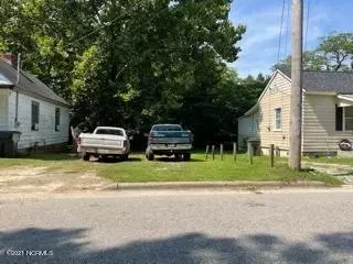 704 Vance St E, Wilson, NC 27893 photo 2