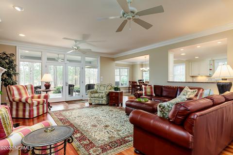 405 Meyer Farm Dr, Pinehurst, NC 28374 photo 9
