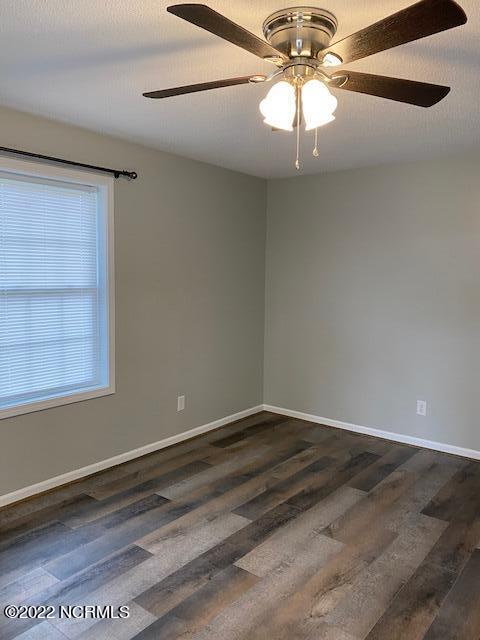 210 E 12th St, Washington, NC 27889 photo 4