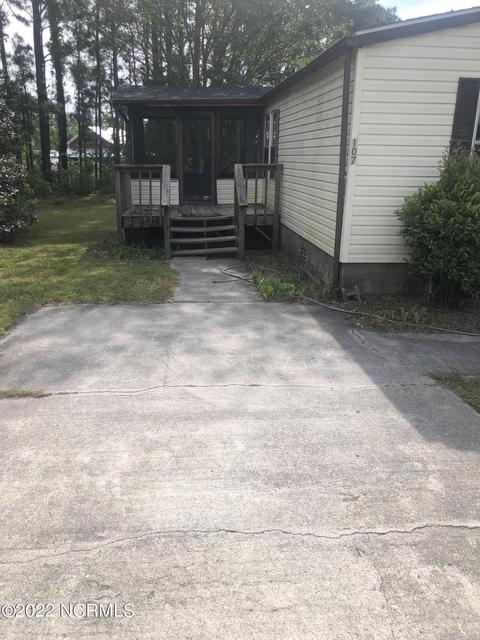 107 Breakers Ct, Hampstead, NC 28443 photo 1