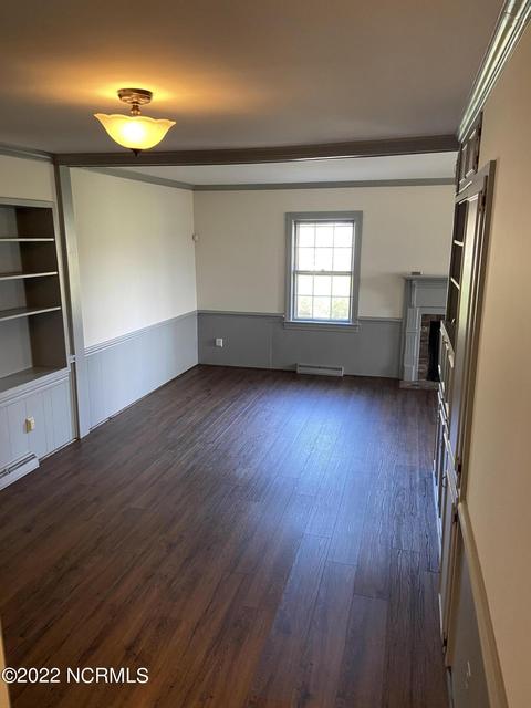 408 E Main St, Whitakers, NC 27891 photo 4